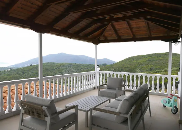 Eleftherion Comfort Living Lefkada 4* Fternon