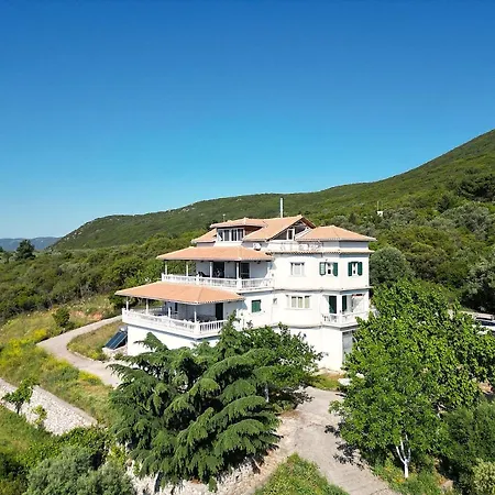 Eleftherion Comfort Living Lefkada מלון דירות