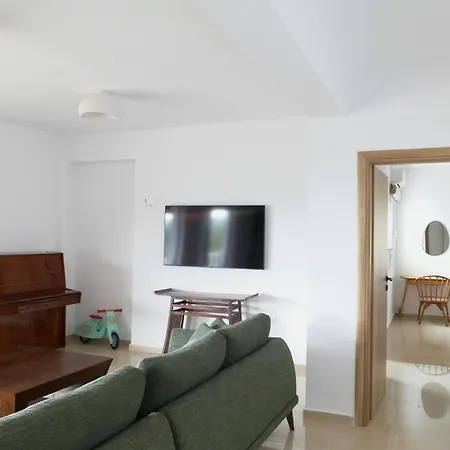 מלון דירות Eleftherion Comfort Living Lefkada 4*