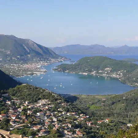 Eleftherion Comfort Living Lefkada 公寓式酒店