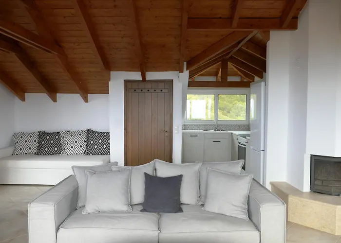 Eleftherion Comfort Living Lefkada Aparthotel Fternon